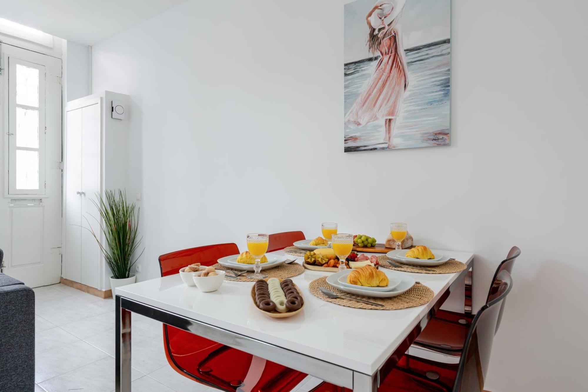 Hostwise - Traditional House With Terrace *